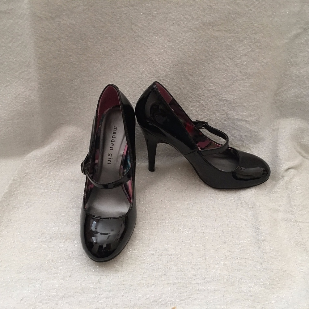 Madden Girl High Heels Size 7 and 1/2